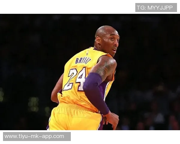 29年前的今天科比布莱恩特18岁首次亮相NBA仅得1板1帽的传奇开端 29年前的今天科比布莱恩特18岁首次亮相NBA仅得1板1帽的传奇开端