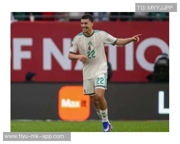 外媒报道巴萨有意引进勒沃库森中场马扎身价2500万欧元