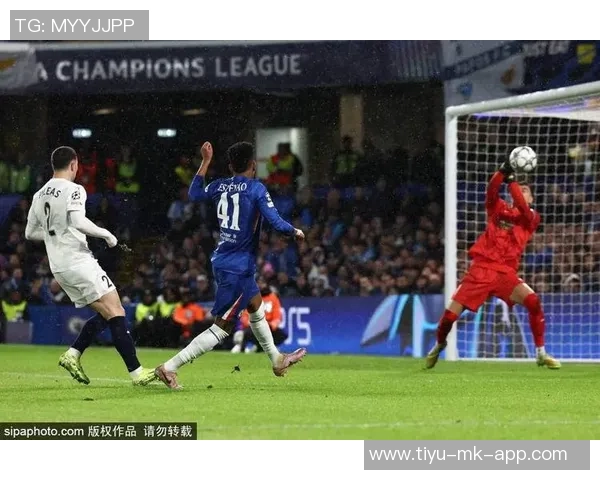 特里展望2026世界杯称英格兰队有望夺冠并透露执教切尔西梦想 特里展望2026世界杯称英格兰队有望夺冠并透露执教切尔西梦想